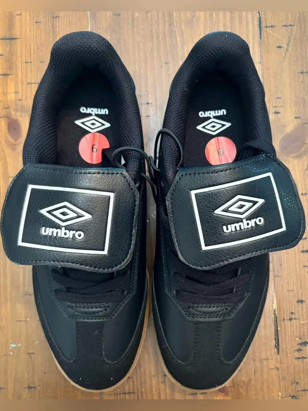 Retro Umbro Black Soccer Sneakers Size 6  NWT